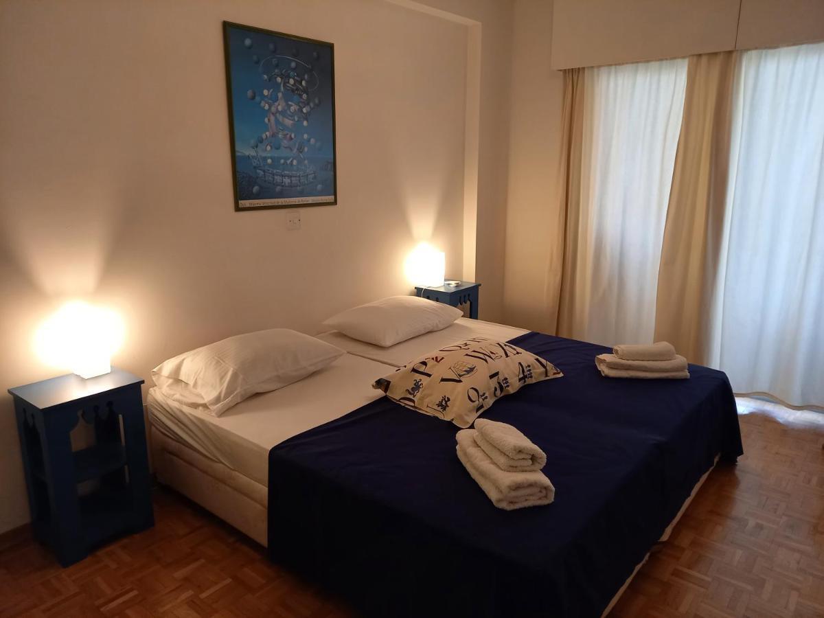 Seaside Spacious Apartment With Sea View Лимасол Экстерьер фото