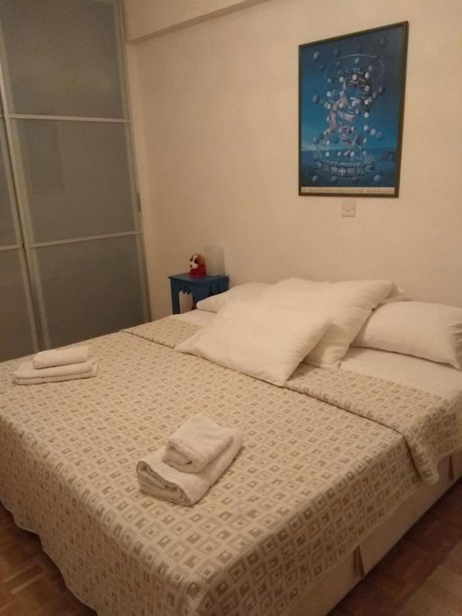 Seaside Spacious Apartment With Sea View Лимасол Экстерьер фото