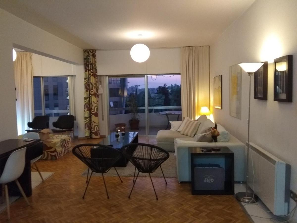 Seaside Spacious Apartment With Sea View Лимасол Экстерьер фото